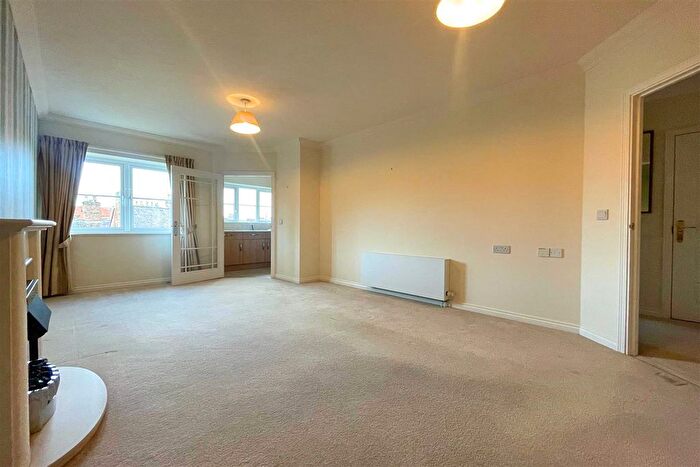 1 Bedroom Flat For Sale In Hope Road, Sale, M33