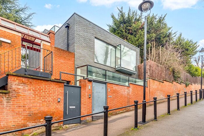 4 Bedroom Detached House For Sale In Trinity Walk, Hampstead, London, NW3