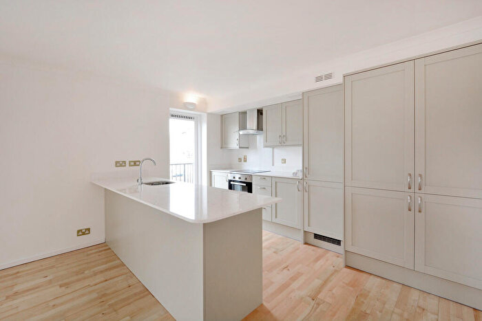 1 Bedroom Apartment To Rent In Princes Court, Canada Water, London, SE16