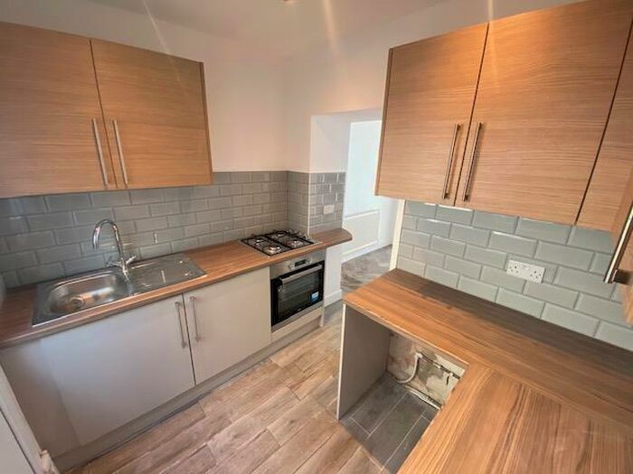 2 Bedroom Terraced House To Rent In Cumrae Street, CF24