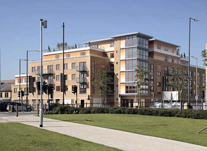 1 Bedroom Apartment To Rent In The Levels, Hills Road, Cambridge, CB2