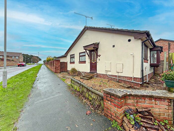 2 Bedroom Bungalow To Rent In Turnstone Close, Weymouth, DT3