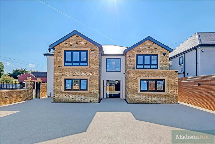 6 Bedroom Detached House For Sale In Noak Hill Road, Billericay, Essex, CM12