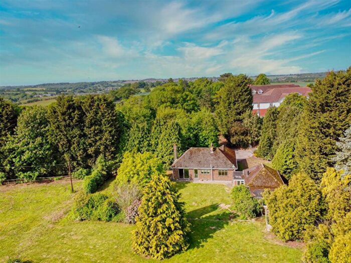 2 Bedroom Bungalow For Sale In Longfield Farm, Warton, Tamworth, B79