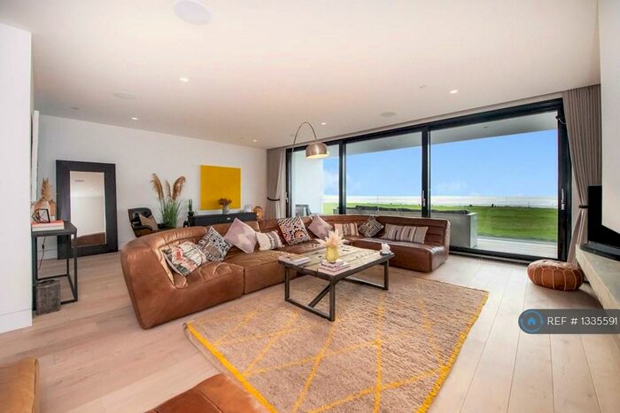 5 Bedroom Detached House To Rent In Burbo Bank Road North, Liverpool, L23