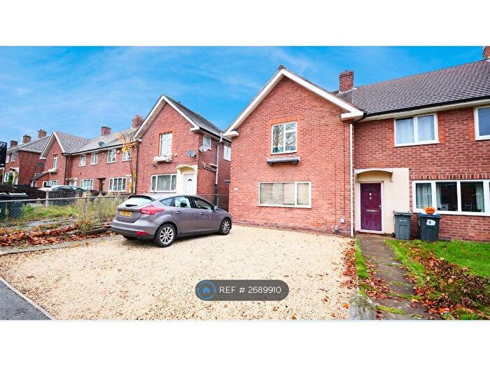 3 Bedroom Semi Detached House To Rent In Swinford Road, Birmingham, B29