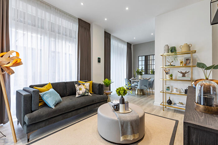 1 Bedroom Apartment For Sale In Cooks Road, Stratford, London, E15