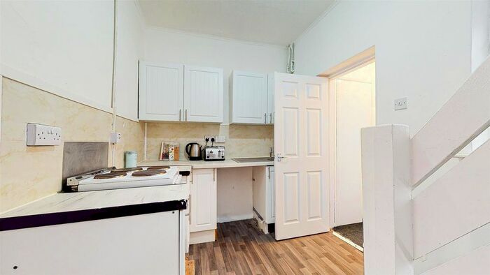 2 Bedroom Terraced House To Rent In Albion Grove, Carrington Street, Hull HU3