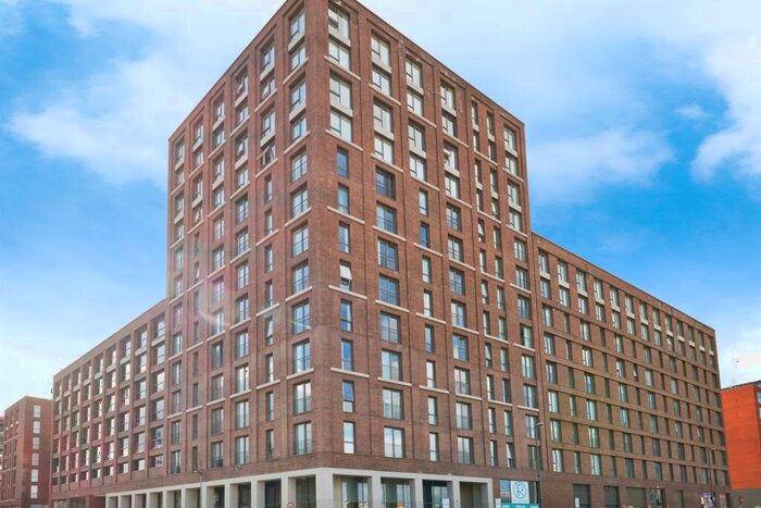 3 Bedroom Apartment For Sale In Pershore Street, Birmingham, B5