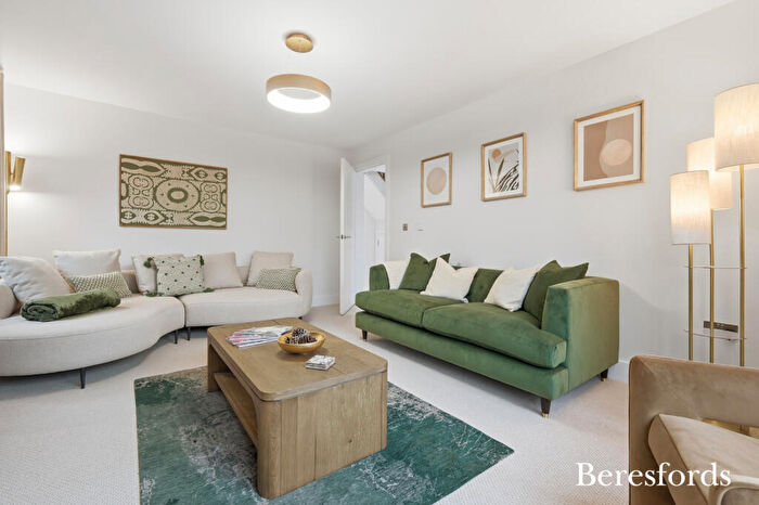 5 Bedroom Detached House For Sale In Plot Roxwell Row, Chelmsford, CM1