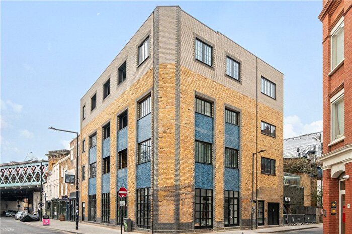 2 Bedroom Flat To Rent In Union Street, London, SE1