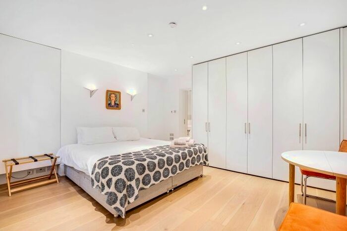 Studio To Rent In St. Petersburgh Place, London, W2