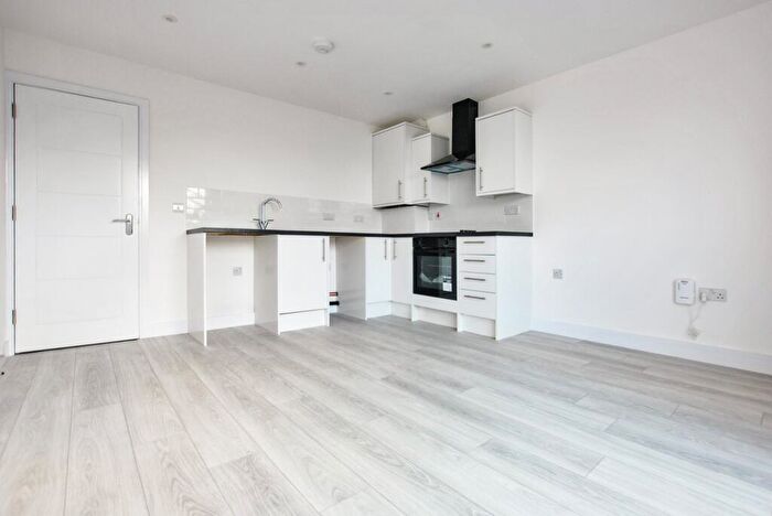 1 Bedroom Flat To Rent In Station Road, Longfield, DA3