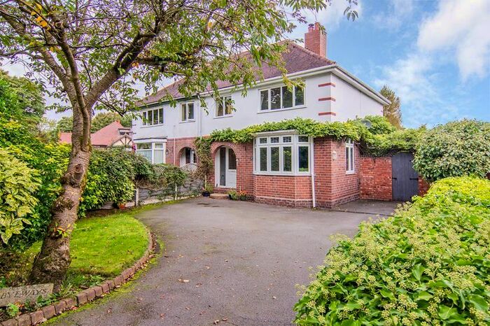 3 Bedroom Semi-Detached House For Sale In Coppice Lane, Hammerwich, Burntwood, WS7