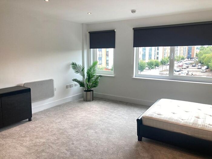 Studio To Rent In Ferry Court, Cardiff, CF11
