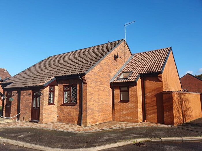 2 Bedroom Semi-Detached House To Rent In Hodder Close, Chandlers Ford, SO53