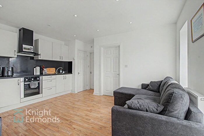 1 Bedroom Flat For Sale In Fortune Court, Upper Stone Street, Maidstone, Kent, ME15