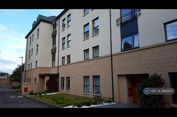 2 Bedroom Flat To Rent In Hatters Lane, Edinburgh, EH7