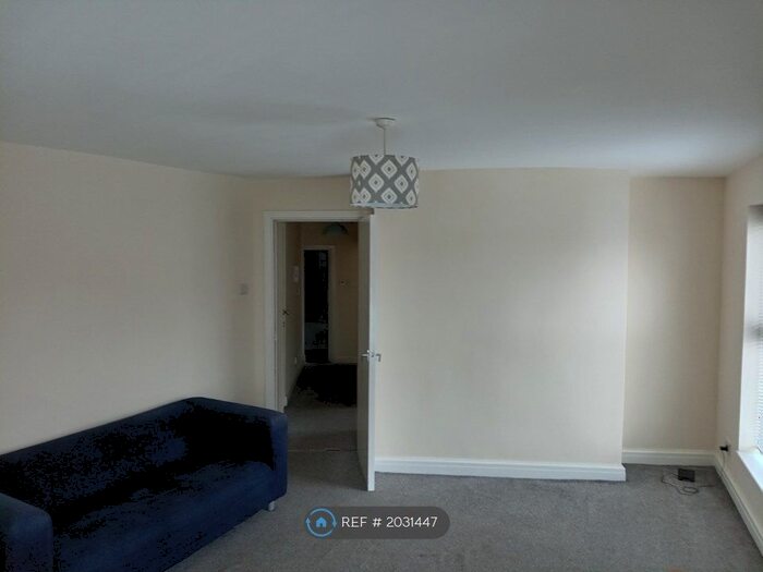 2 Bedroom Flat To Rent In Deansgate, Bolton, BL1