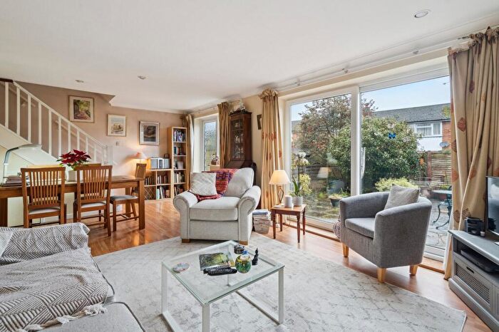 3 Bedroom Terraced House For Sale In Royle Close, Chalfont St. Peter, SL9