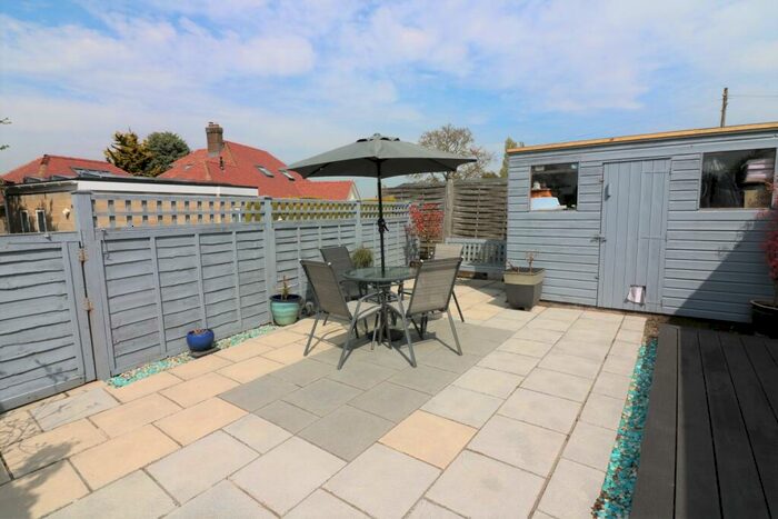 2 Bedroom Semi-Detached Bungalow For Sale In The Street, Woodnesborough, CT13