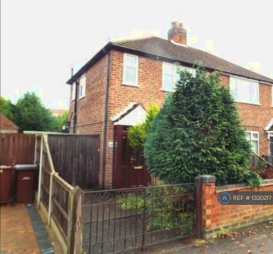 3 Bedroom Semi-Detached House To Rent In Radford Bridge Road, Nottingham, NG8