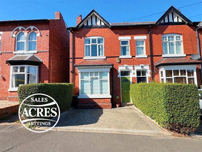 3 Bedroom End Of Terrace House For Sale In Elms Road, Sutton Coldfield, B72