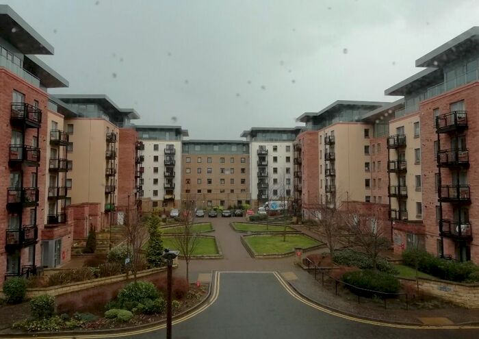 2 Bedroom Flat To Rent In Robertson Gait, Gorgie, Edinburgh EH11