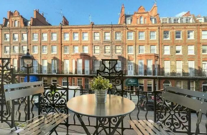 1 Bedroom Flat To Rent In Nottingham Place, London, W1U