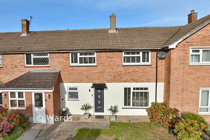 3 Bedroom Terraced House For Sale In Warren Wood Road, Rochester, Kent, ME1