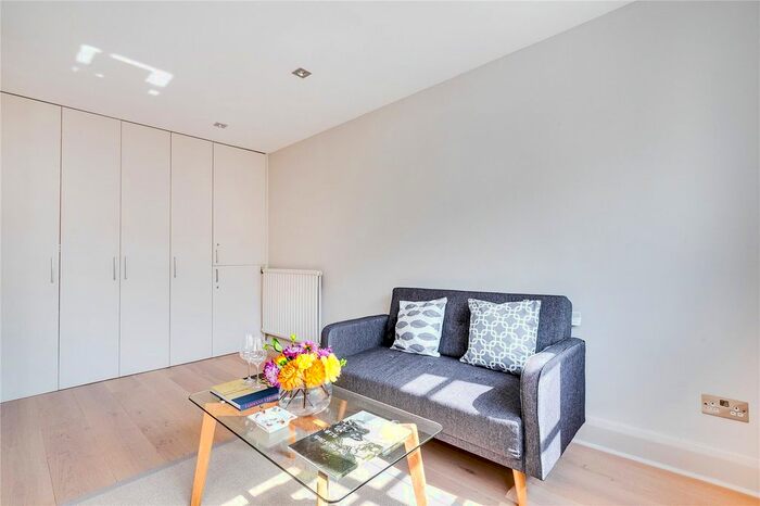 Studio To Rent In Sloane Avenue Mansions, Sloane Avenue, London, SW3