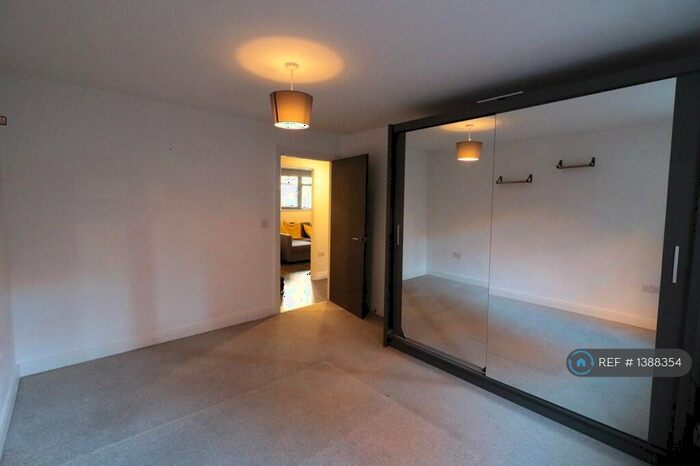 2 Bedroom Flat To Rent In Warstone Lane, Birmingham, B18