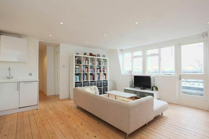 1 Bedroom Flat To Rent In Colville Gardens, Notting Hill, London, W11