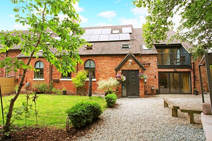6 Bedroom Property For Sale In Park Lane, Old Park, Telford, TF3