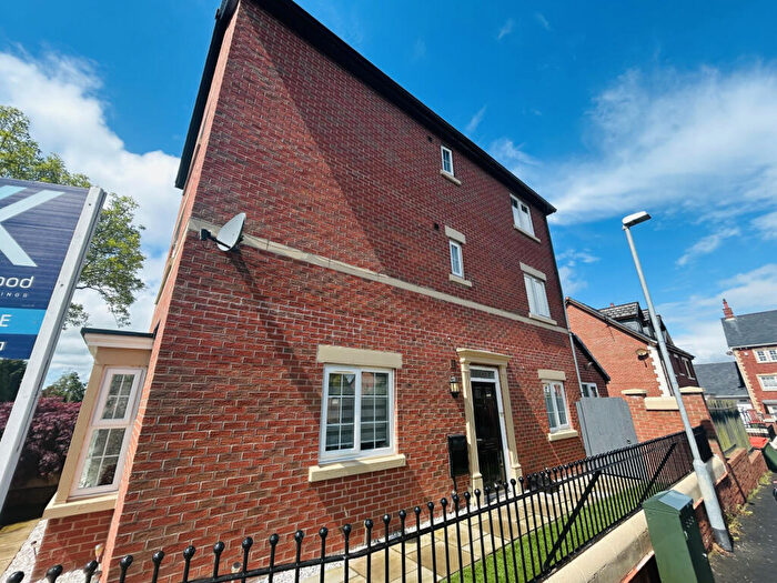 5 Bedroom Detached House For Sale In Woods End, Preston, PR1