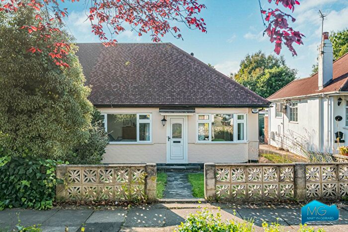 2 Bedroom Bungalow To Rent In Bittacy Rise, Mill Hill, London, NW7