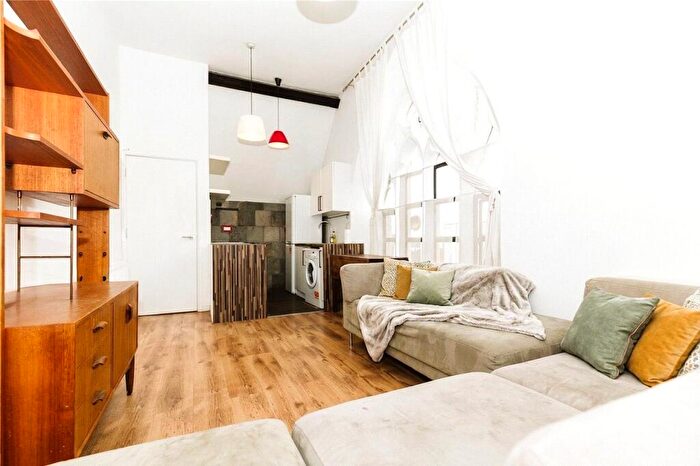 2 Bedroom Apartment To Rent In The Glebes, St. George, Bristol, BS5
