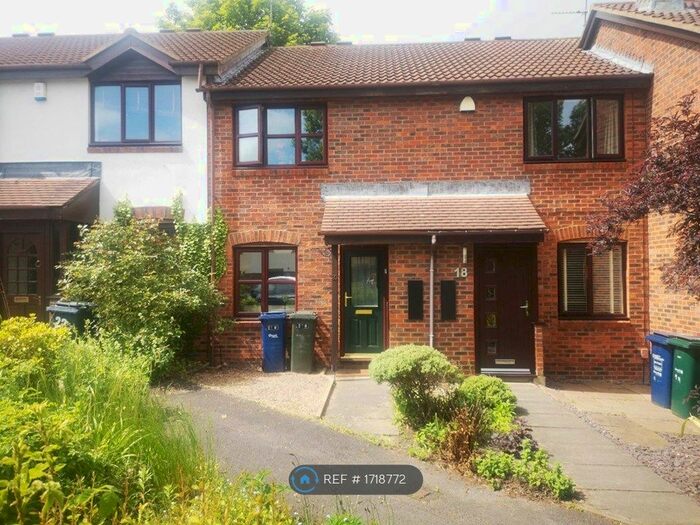 2 Bedroom Terraced House To Rent In Hunters Place, Newcastle Upon Tyne, NE2