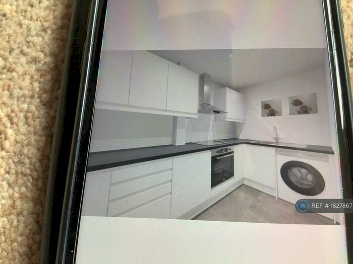 3 Bedroom Flat To Rent In Sauchiehall St, Glasgow, G3