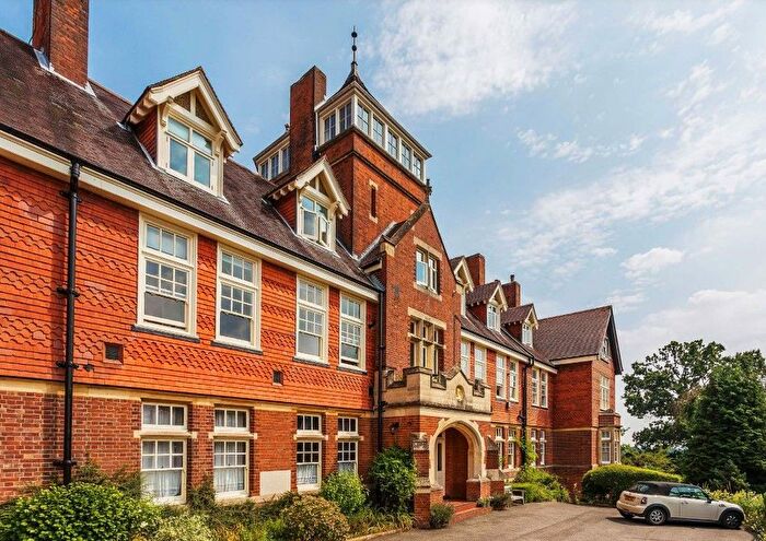 2 Bedroom Flat To Rent In Caxton House, Caxton Lane, Oxted, RH8