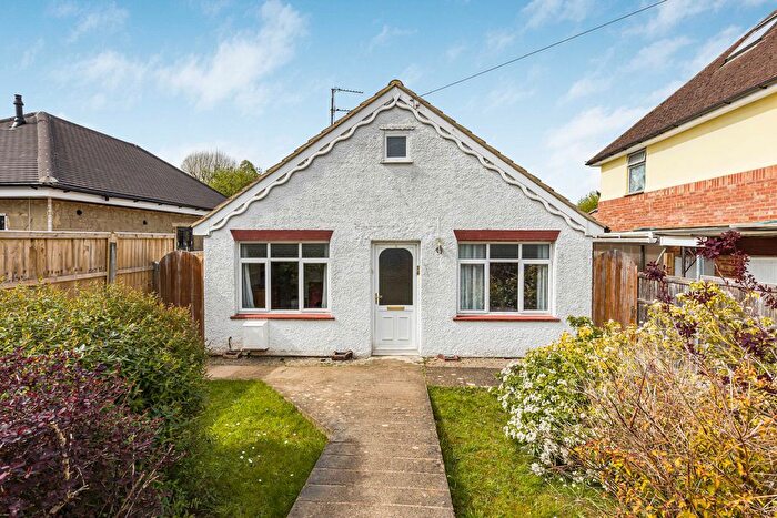 2 Bedroom Bungalow For Sale In Kenville Road, Oxford, OX1