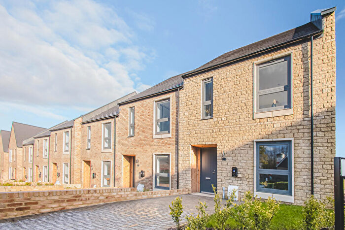 4 Bedroom Terraced House For Sale In Backhouse Blunsdon, SN25