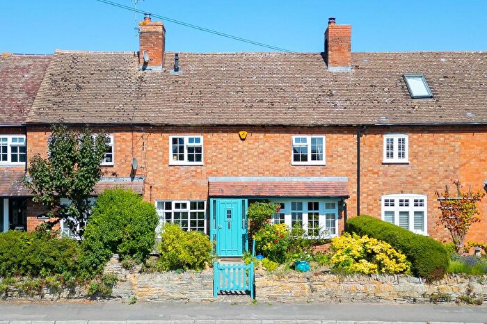 3 Bedroom Terraced House For Sale In Wilcot, Main Street, Cleeve Prior, WR11