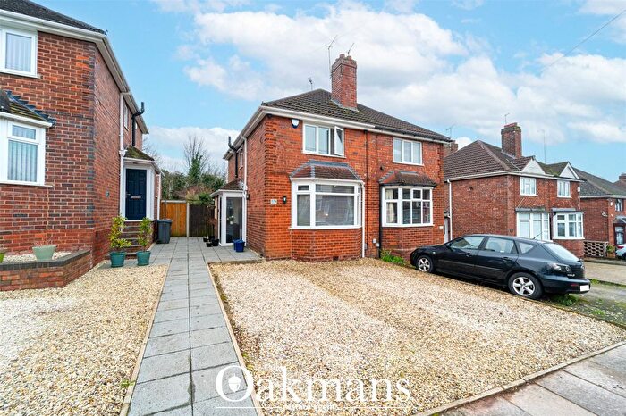 2 Bedroom Semi Detached House For Sale In Dyas Avenue, Birmingham, West Midlands, B42