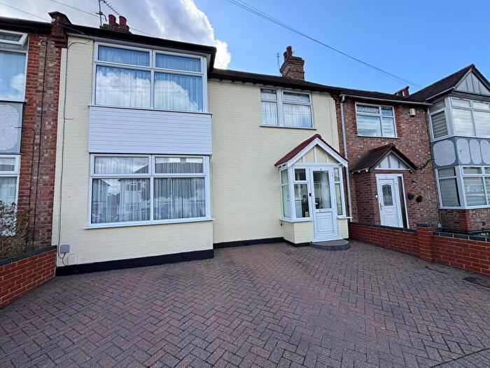 3 Bedroom Terraced House For Sale In Frances Road, London, E4