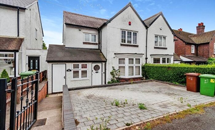 3 Bedroom Property To Rent In Orwell Road, Walsall, WS1