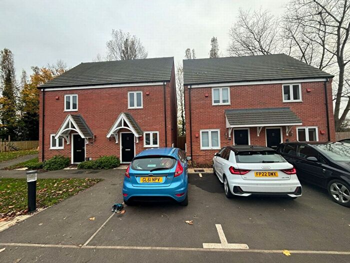 3 Bedroom Terraced House To Rent In Burrows Way, Nottinghamshire, NG5