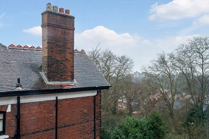 1 Bedroom Flat For Sale In Shepherds Hill, Highgate, N6