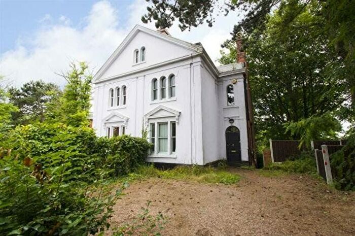 8 Bedroom Semi-detached House To Rent In Forest Road East, Nottingham, Nottinghamshire, NG1