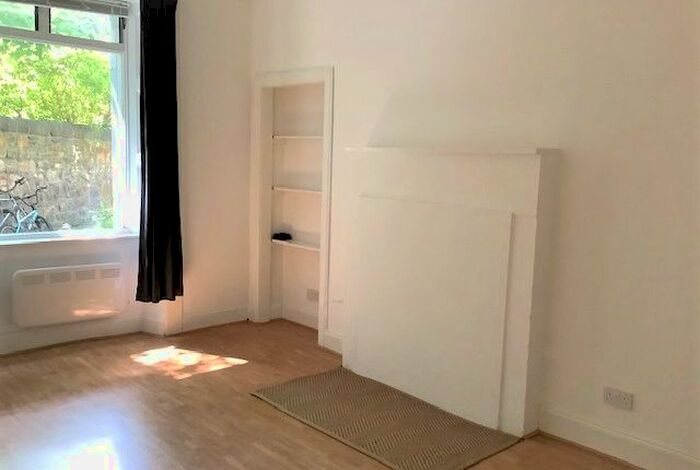 1 Bedroom Flat To Rent In Brougham Place, Edinburgh, EH3